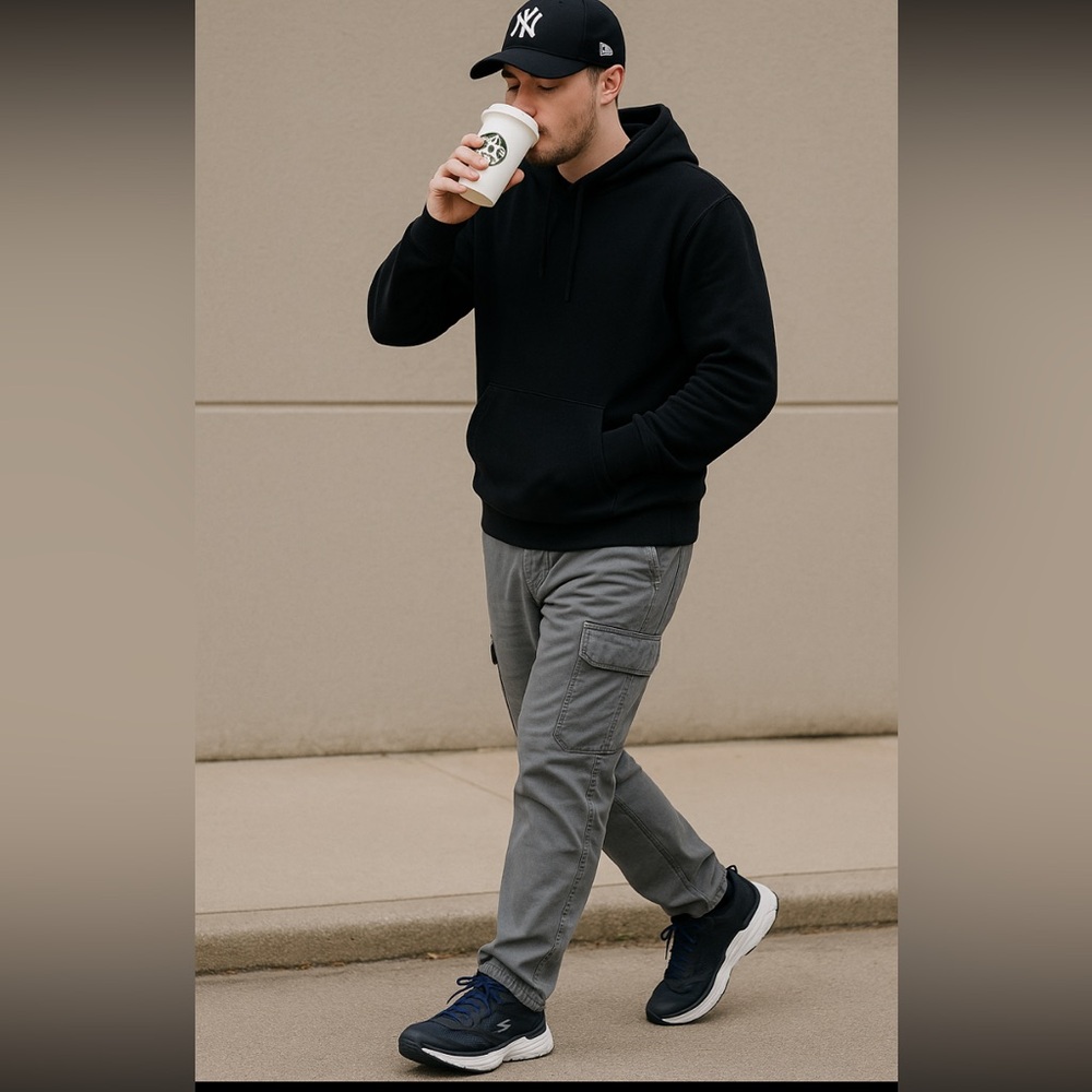 Sketchers - navy running shoes - textile upper - rubber soles